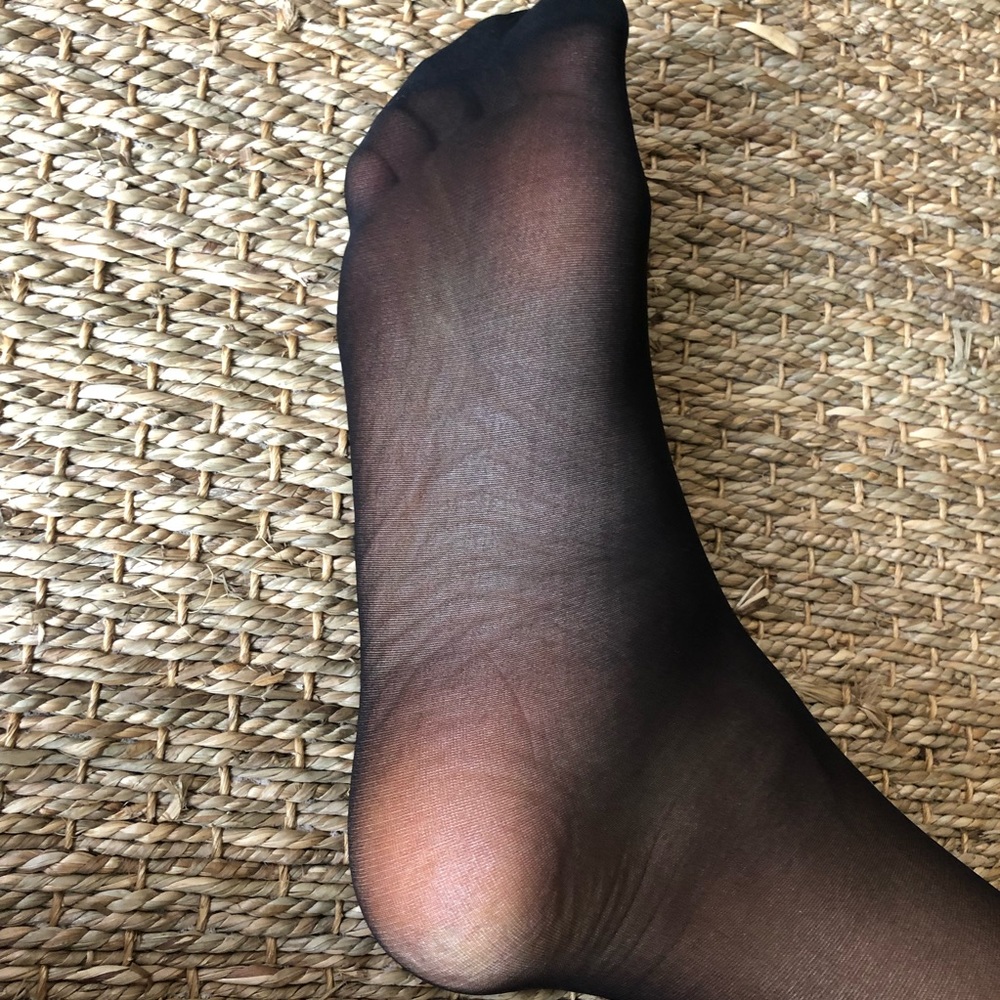 NWT sheer black tights - Picture 7 of 8